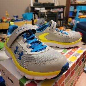 Boys under armour shoes